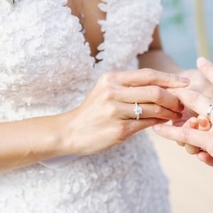 Meet your Posher, Miriam